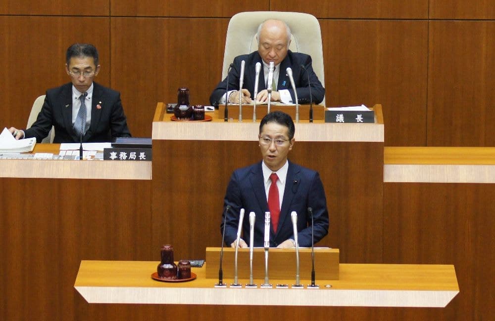 森繁（もりしげ）哲也